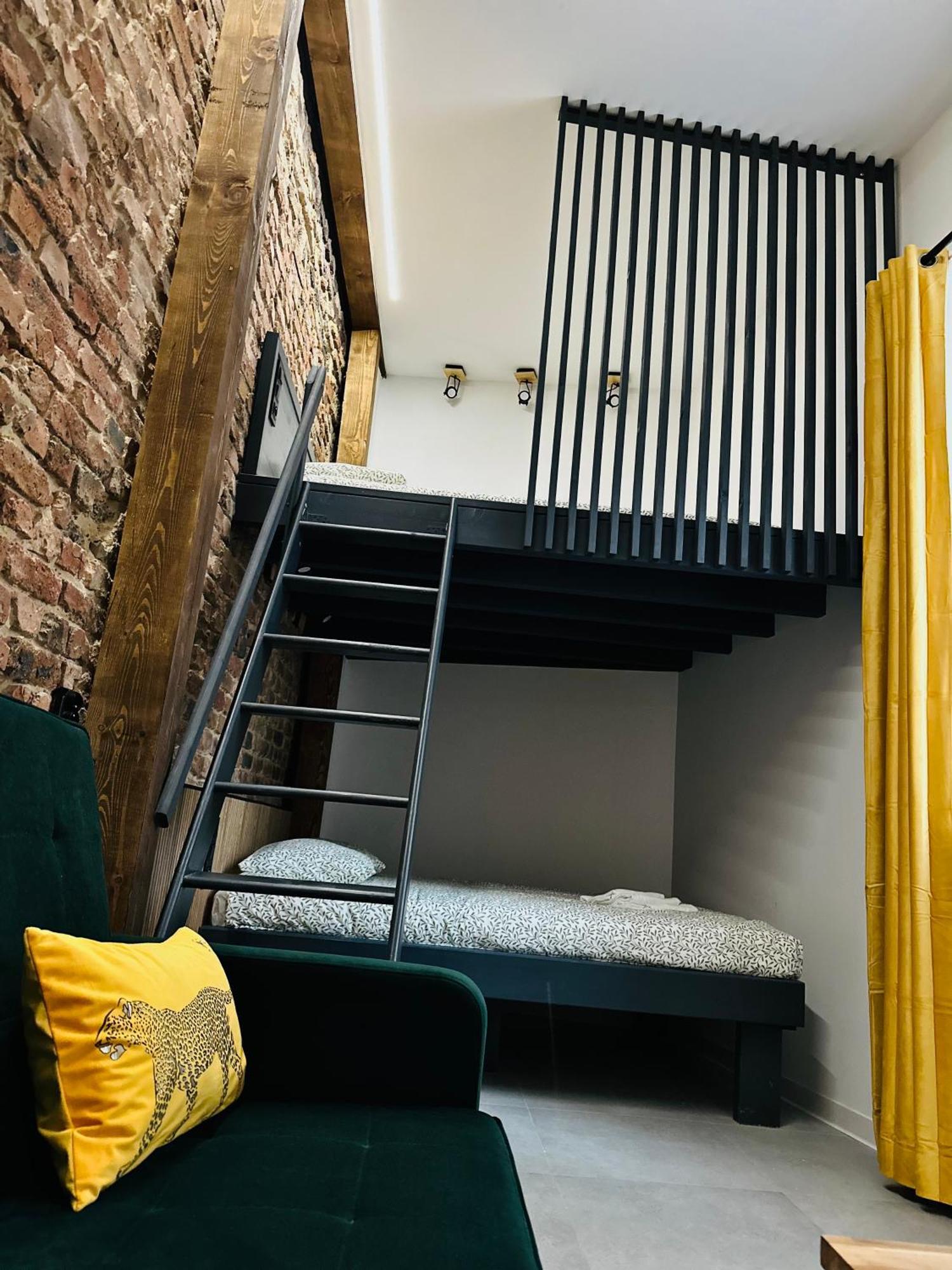 Green Hill Apartments Катовіце Екстер'єр фото
