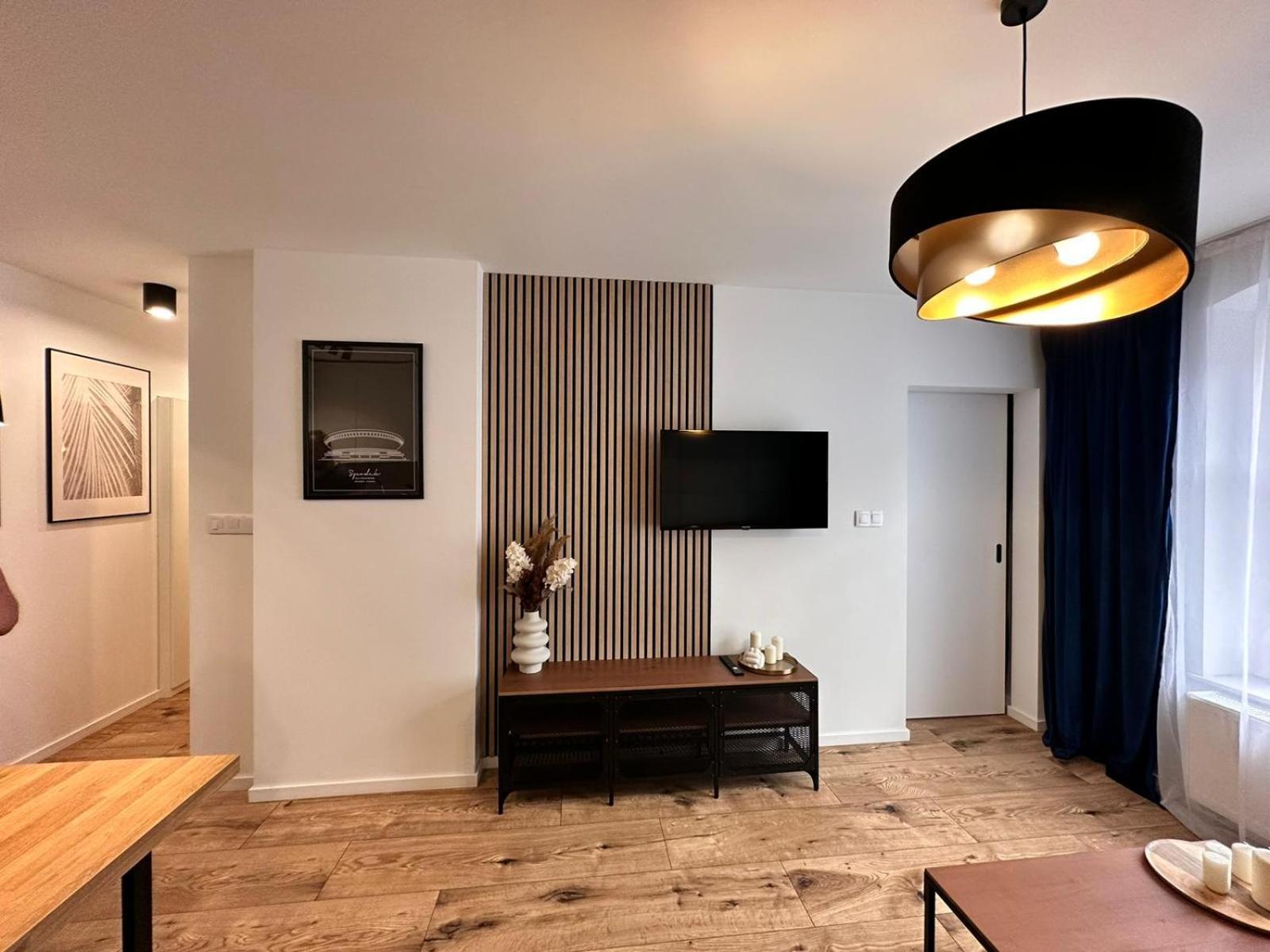 Green Hill Apartments Катовіце Екстер'єр фото