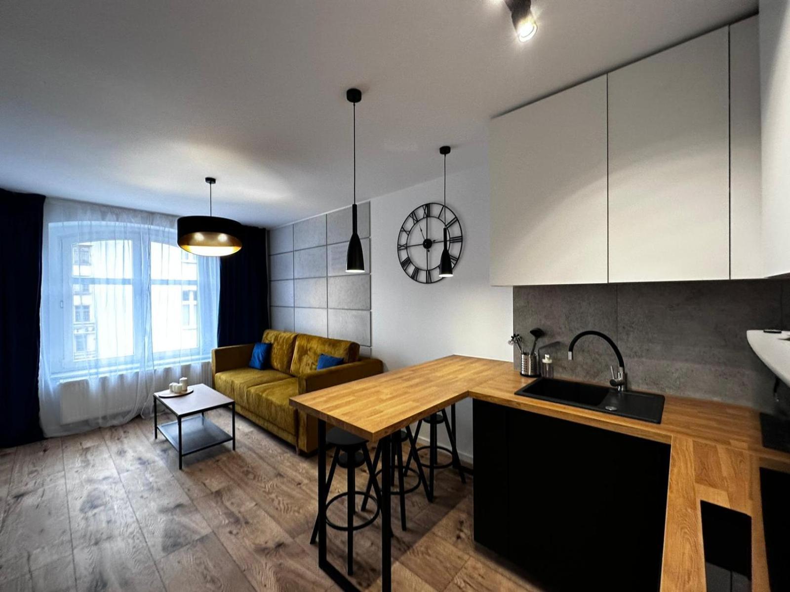 Green Hill Apartments Катовіце Екстер'єр фото