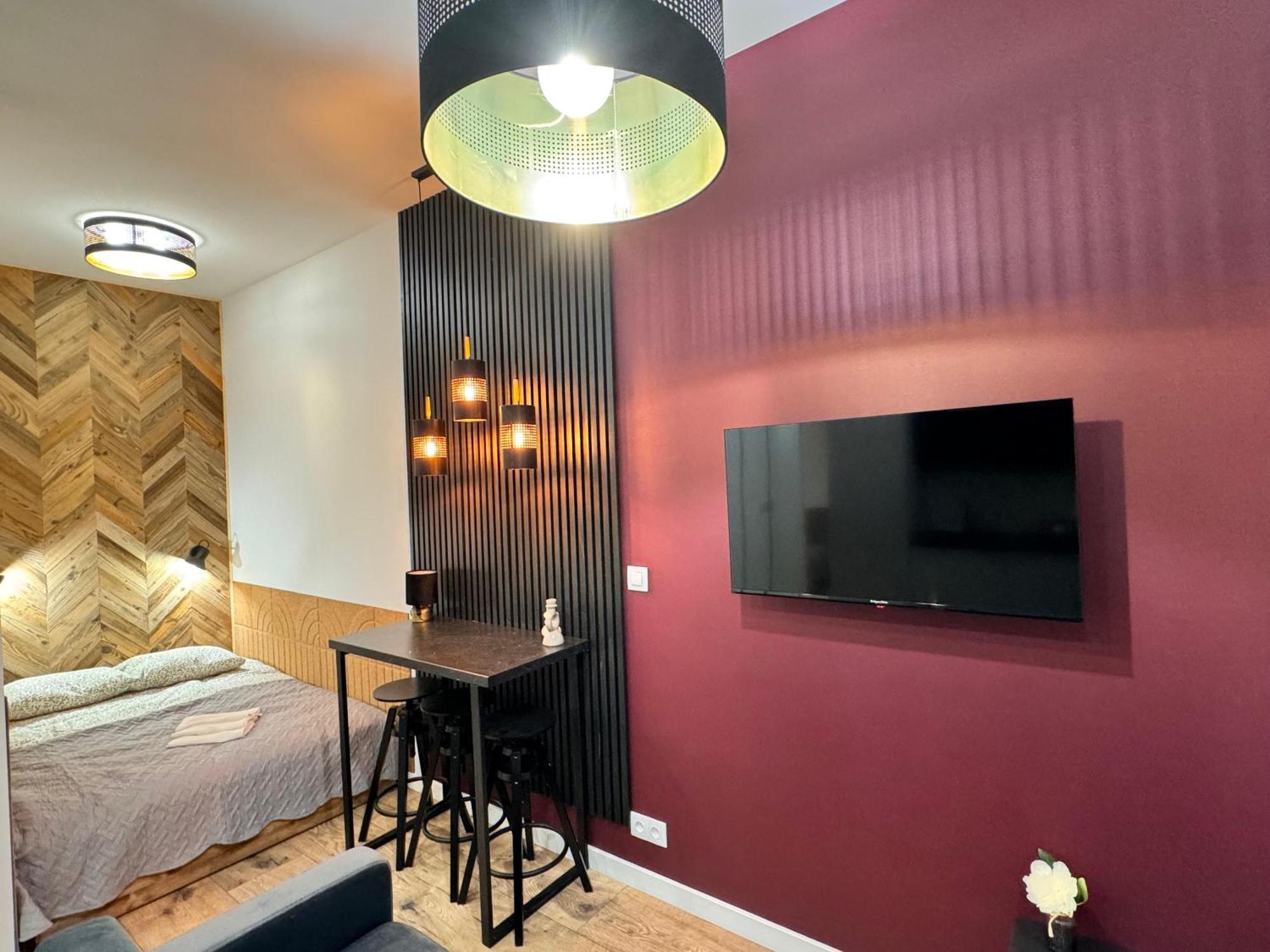 Green Hill Apartments Катовіце Екстер'єр фото